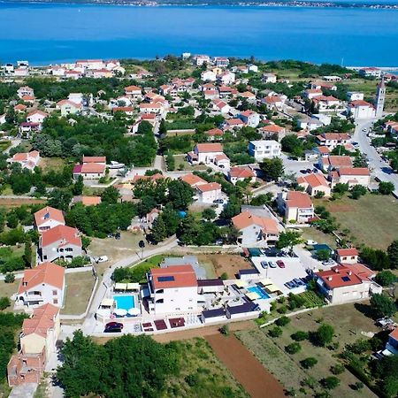 Apartments Julijana Privlaka  Exterior photo